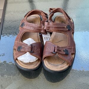 Men's Brown Leather Sport Sandals - Comfortable Outdoor Flip-Flop Style